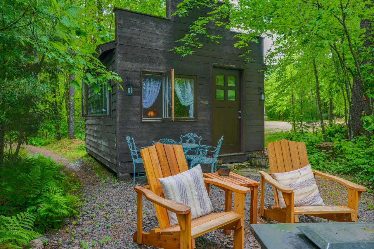Vintage Wild West Tiny Hotel In The Woods! Pine City Eksteriør bilde